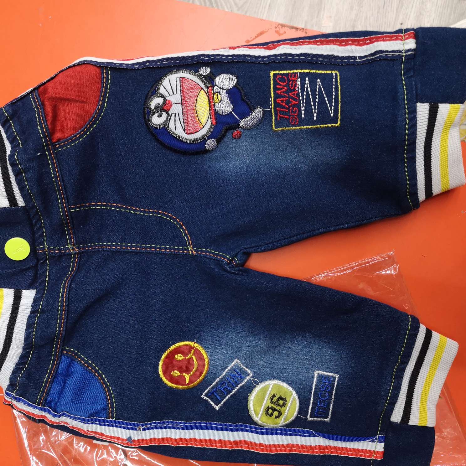 Boy's jean shorts thumbnail