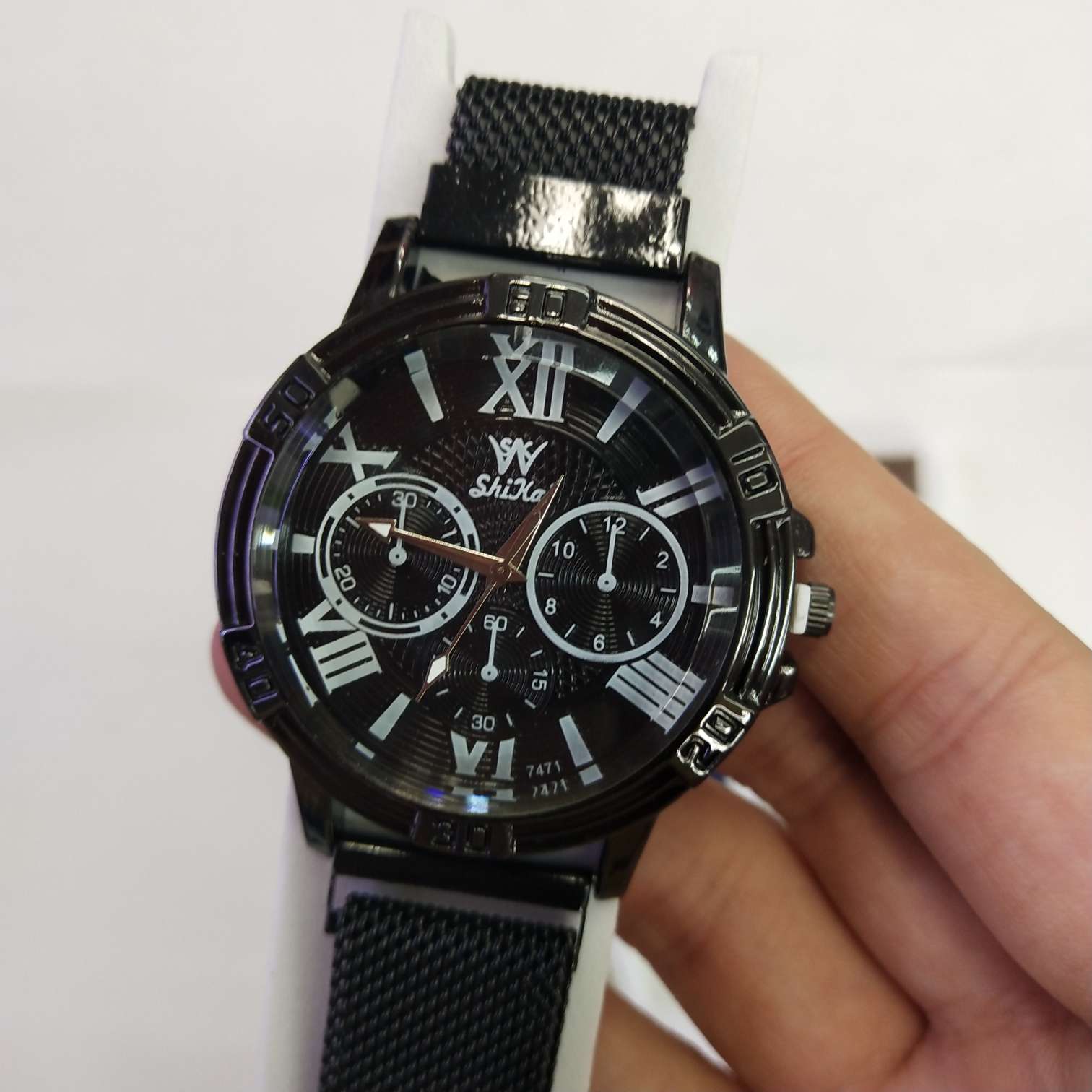 精品时尚磁铁表成人手表四色大表盘罗马字符产品图