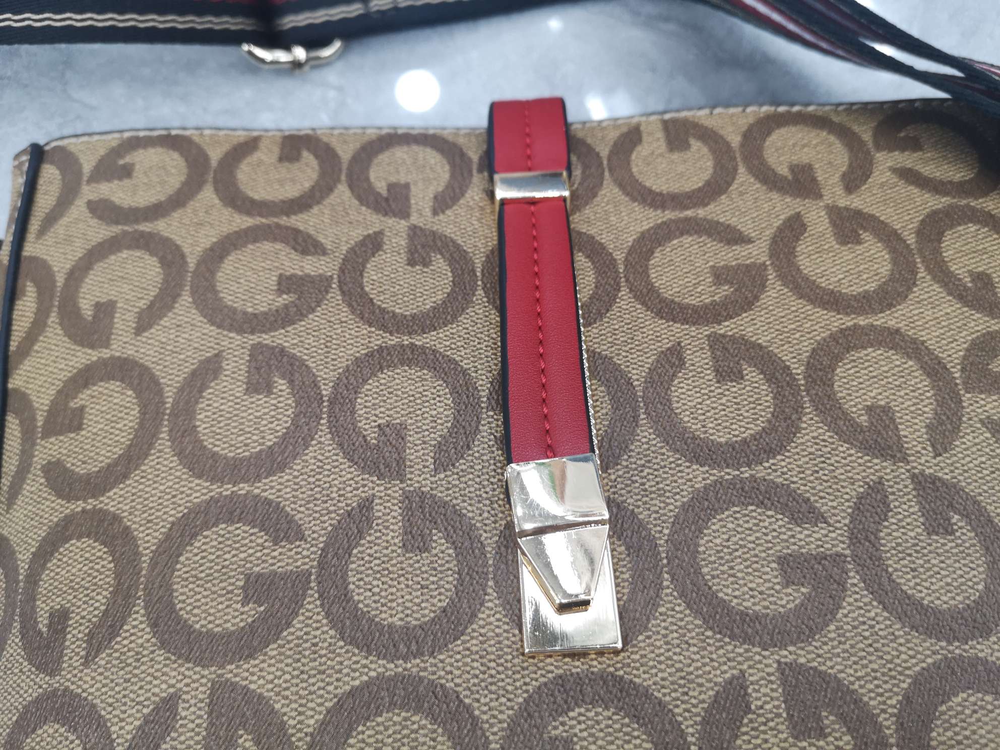 Big G apricot-colored women's bag details Picture