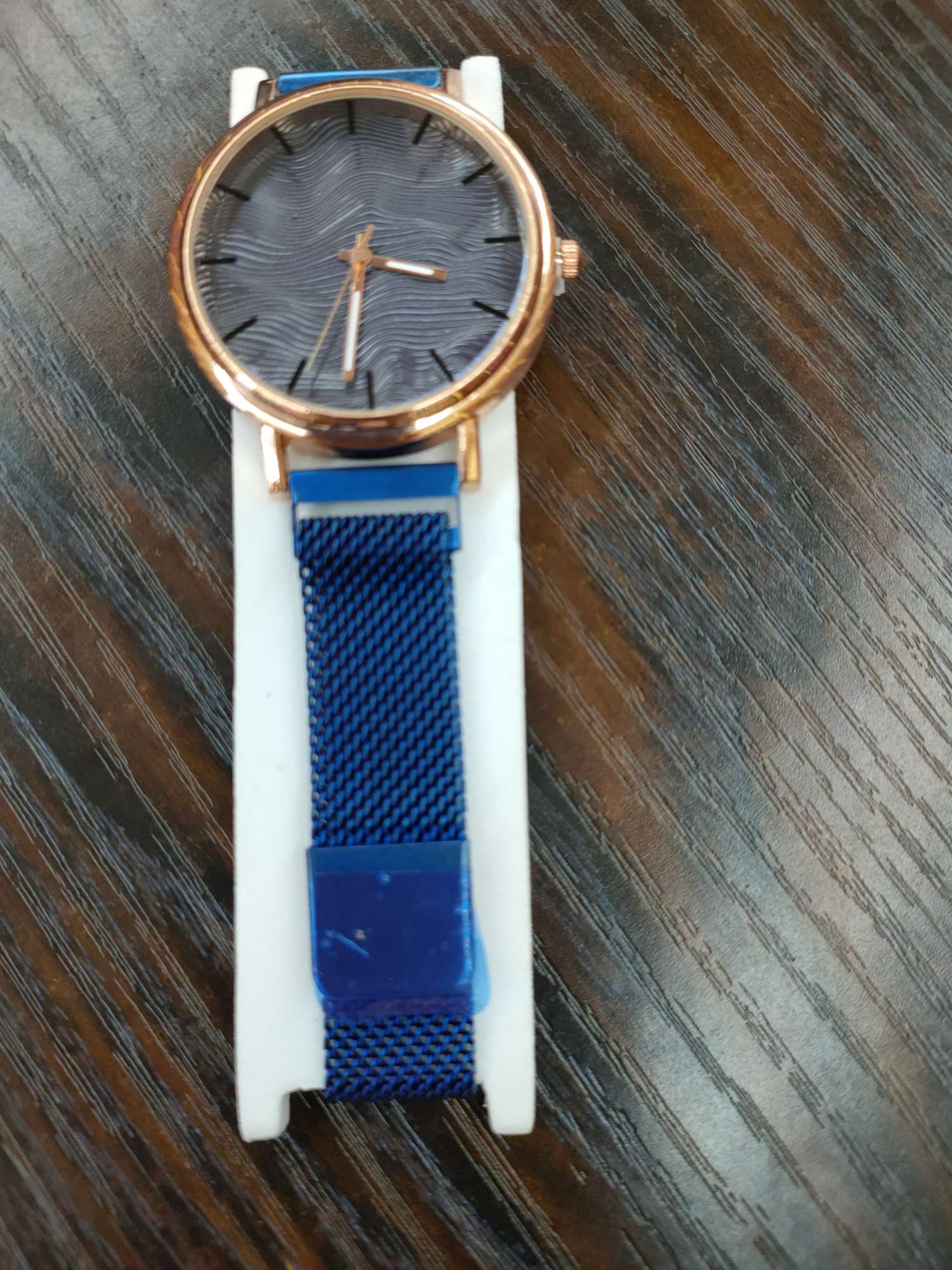 经典男士宝蓝玻璃表盘手表图