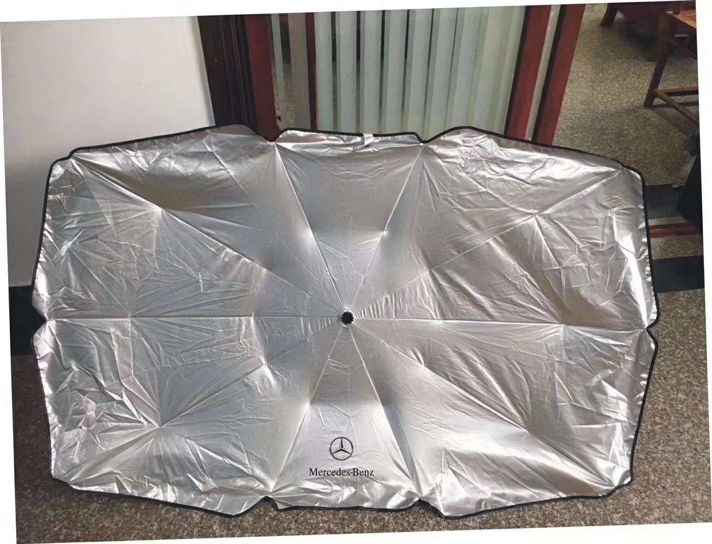 Car sun umbrella 139X79 Application Scenario