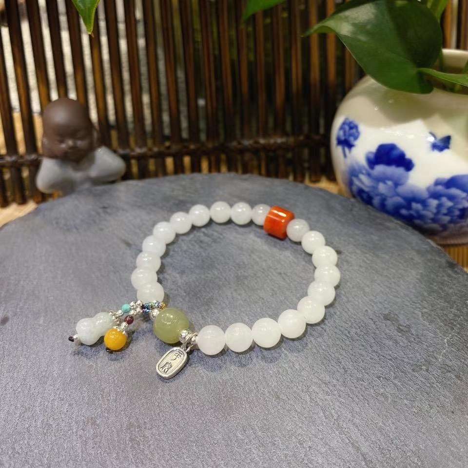 8mm hetian white jade south red eight come to fortune bracelet thumbnail