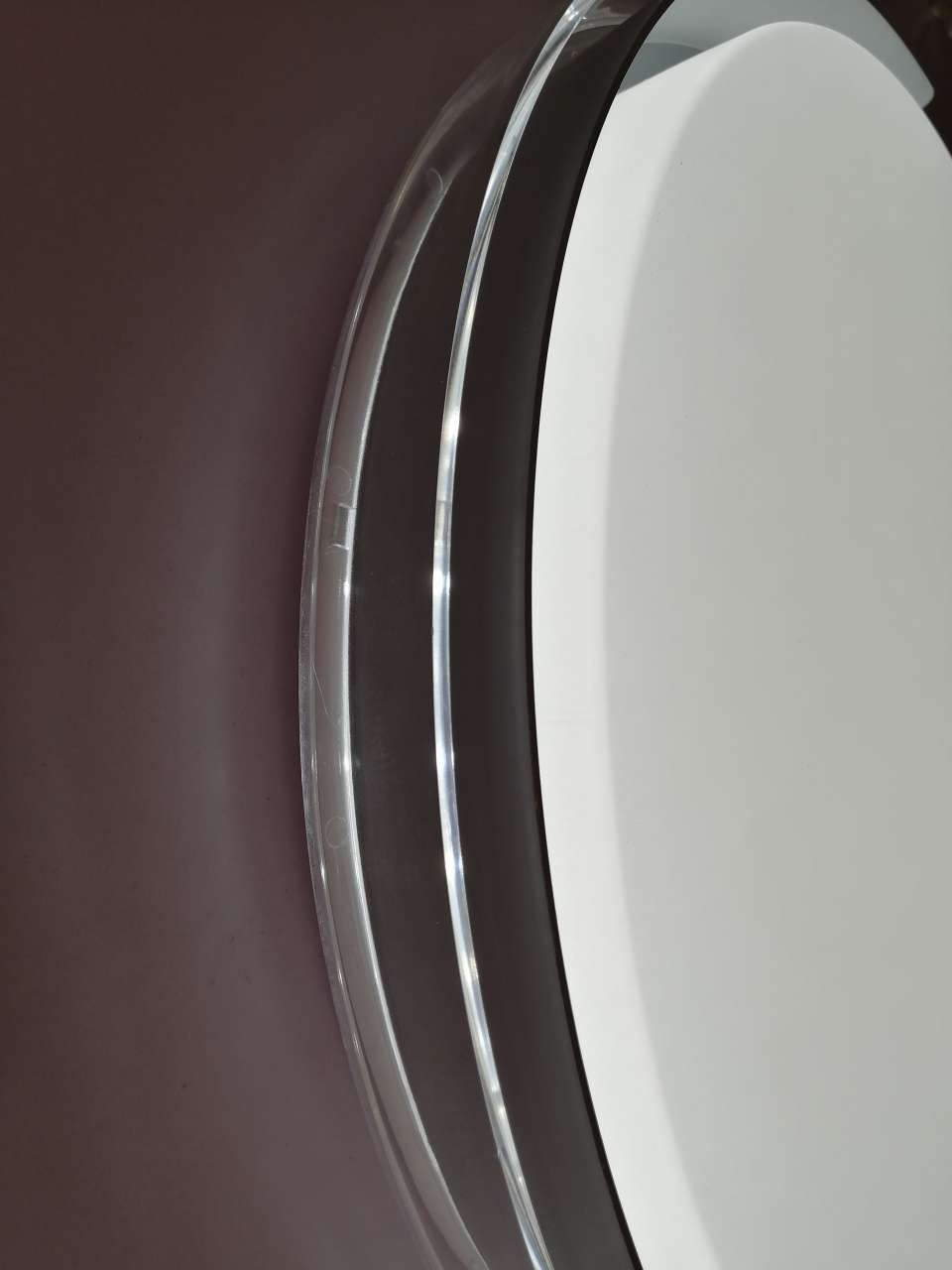 精选热销现代圆形壁灯细节图