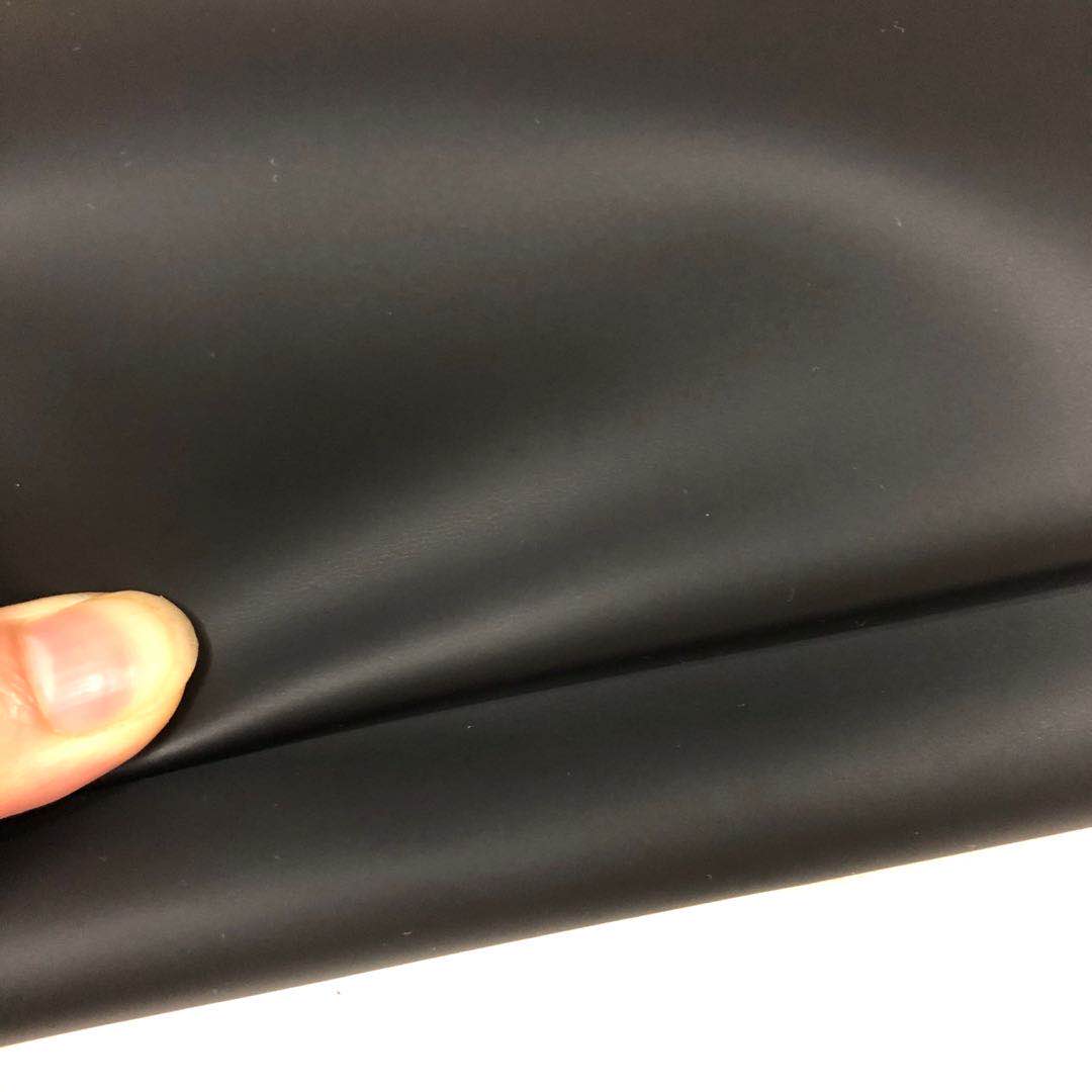 Matte plain leather without texture Application Scenario