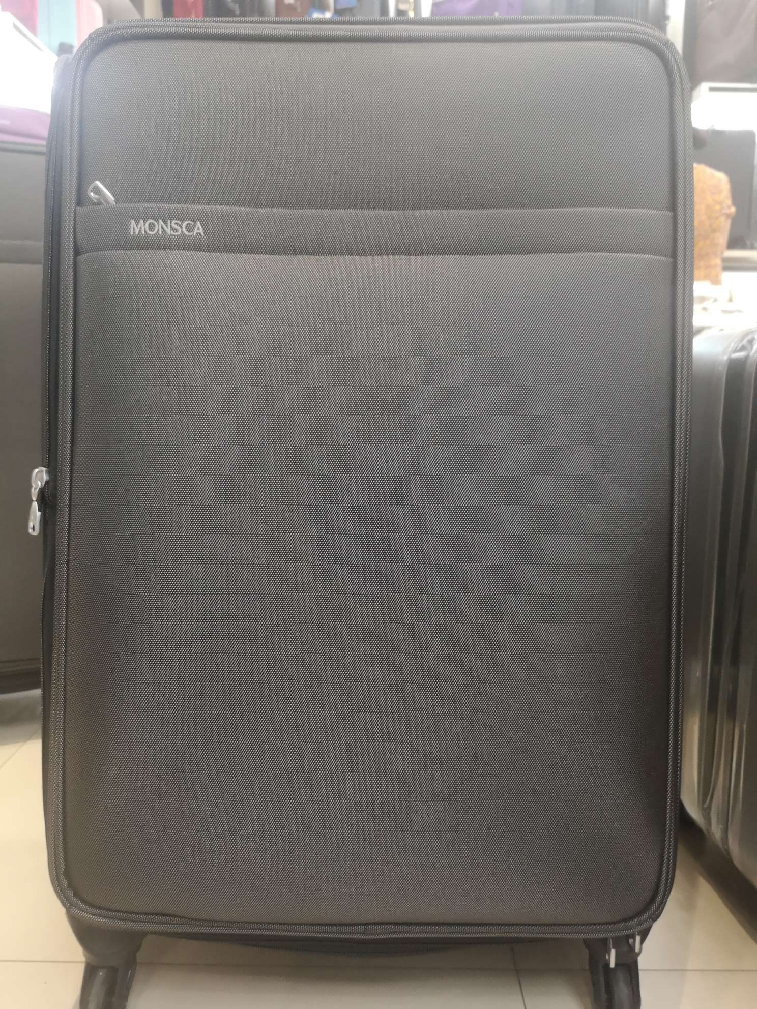 尼龙拉杆箱26寸