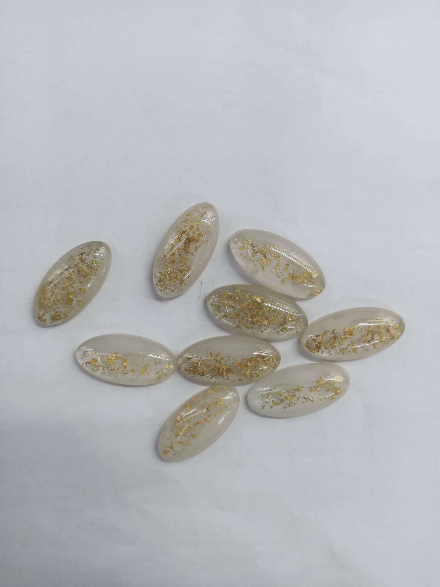 Gold foil transparent horse eye
