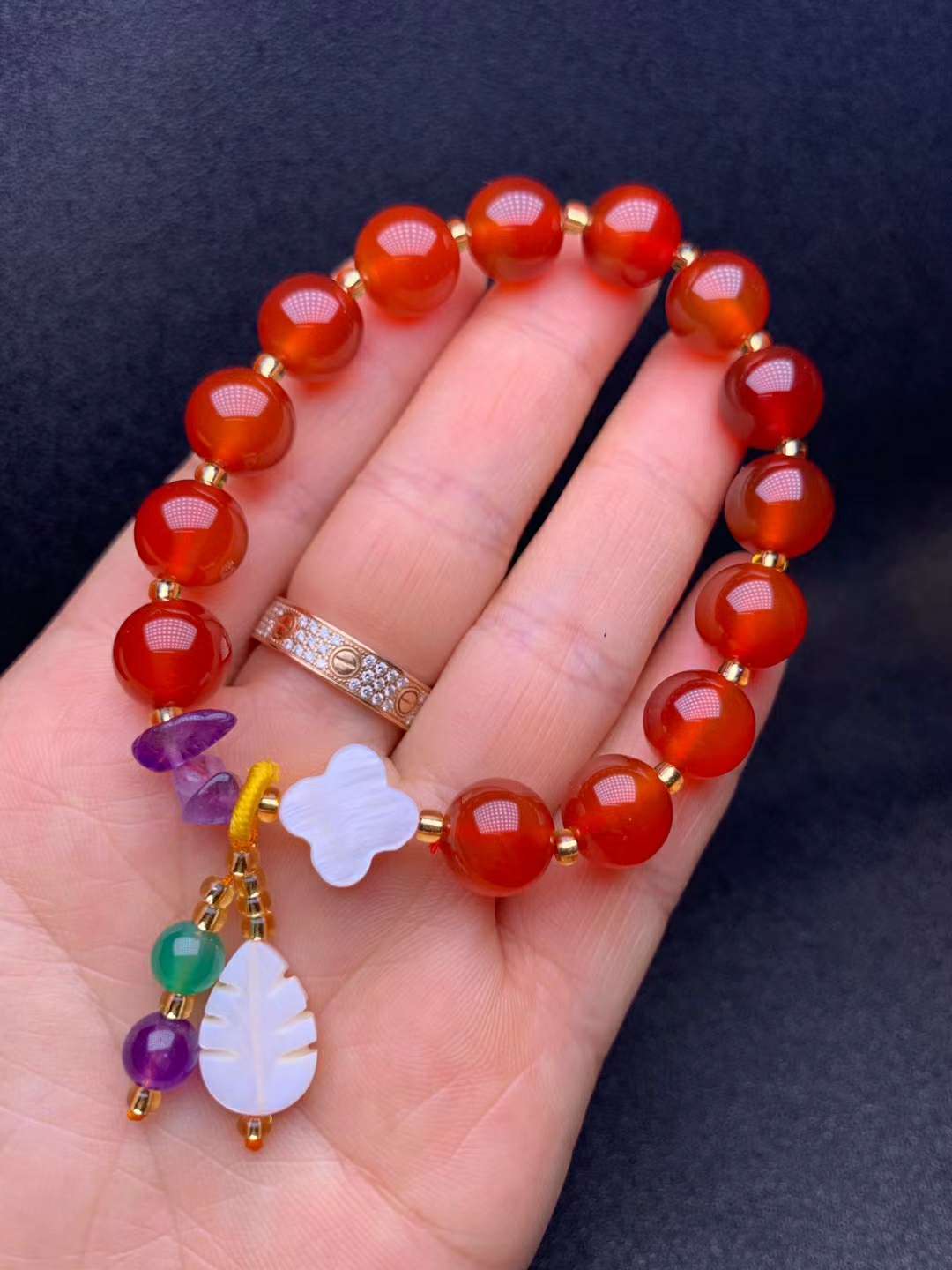 10 mm agate ➕ conch bracelet thumbnail