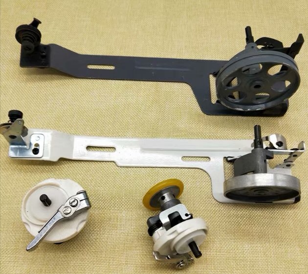 Industrial ordinary flat sewing machine winding device, electric sewing machine accessories, computer flat sewing machine winding device, wire feeder, wire binding device