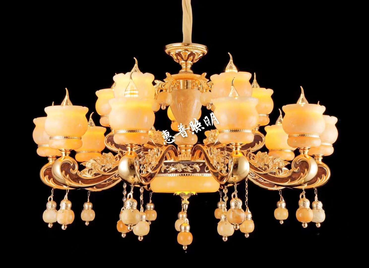 Estilo europeo duplex aleación de zinc cristal candelabro natural jade villa sala de estar casa de lujo techo luminaria decorativa candelabro de casa Application Scenario