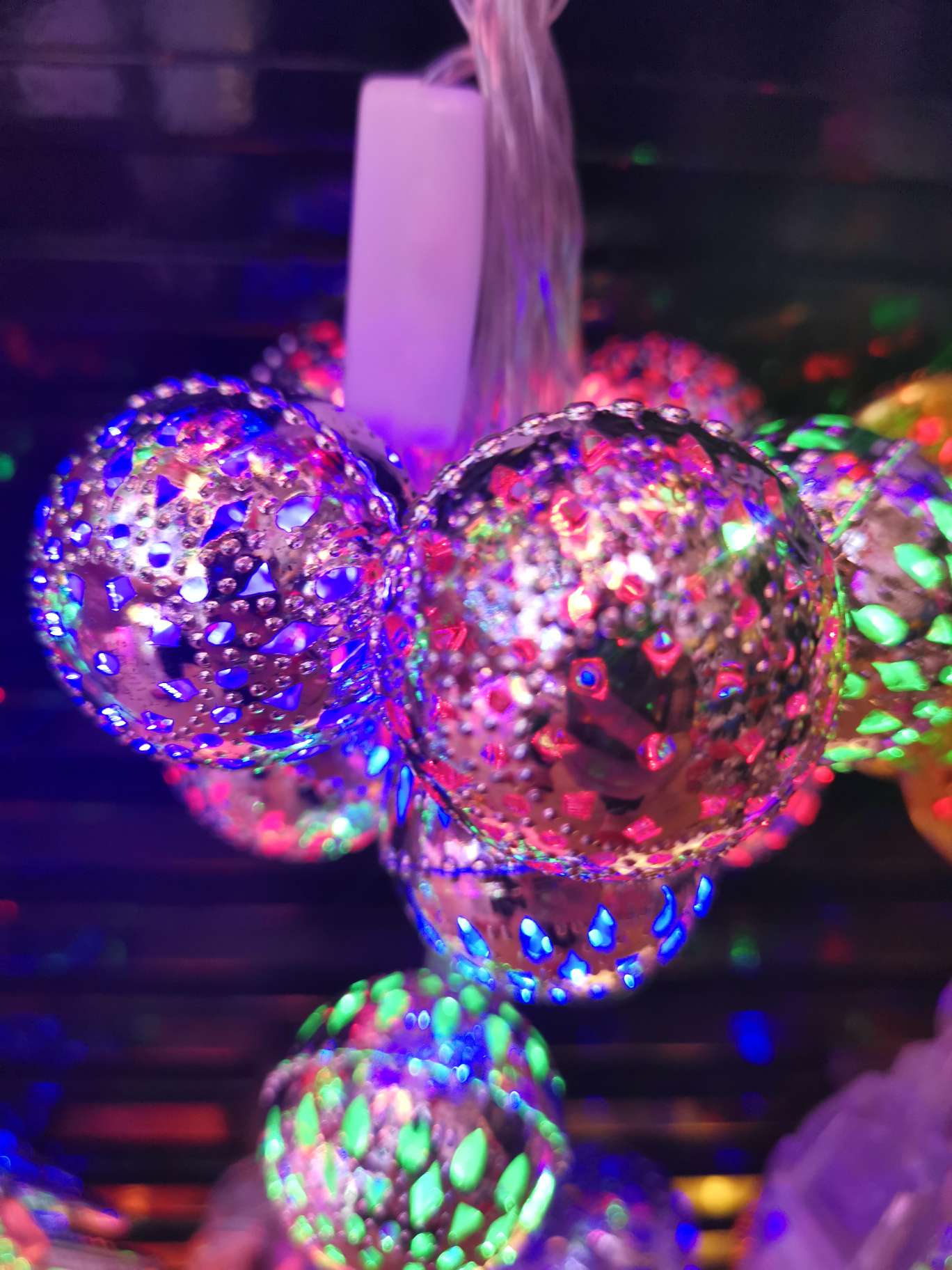 Twenty silver balls thumbnail