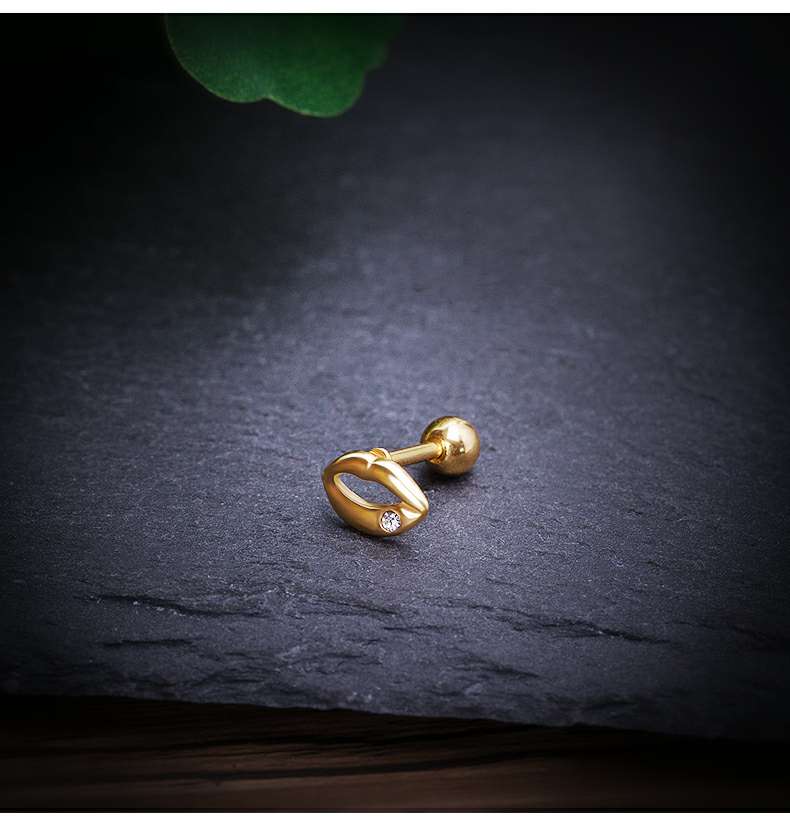Changsheng Jewelry features zircon lip print earrings, couple ear bone nails, and piercing nails details Picture