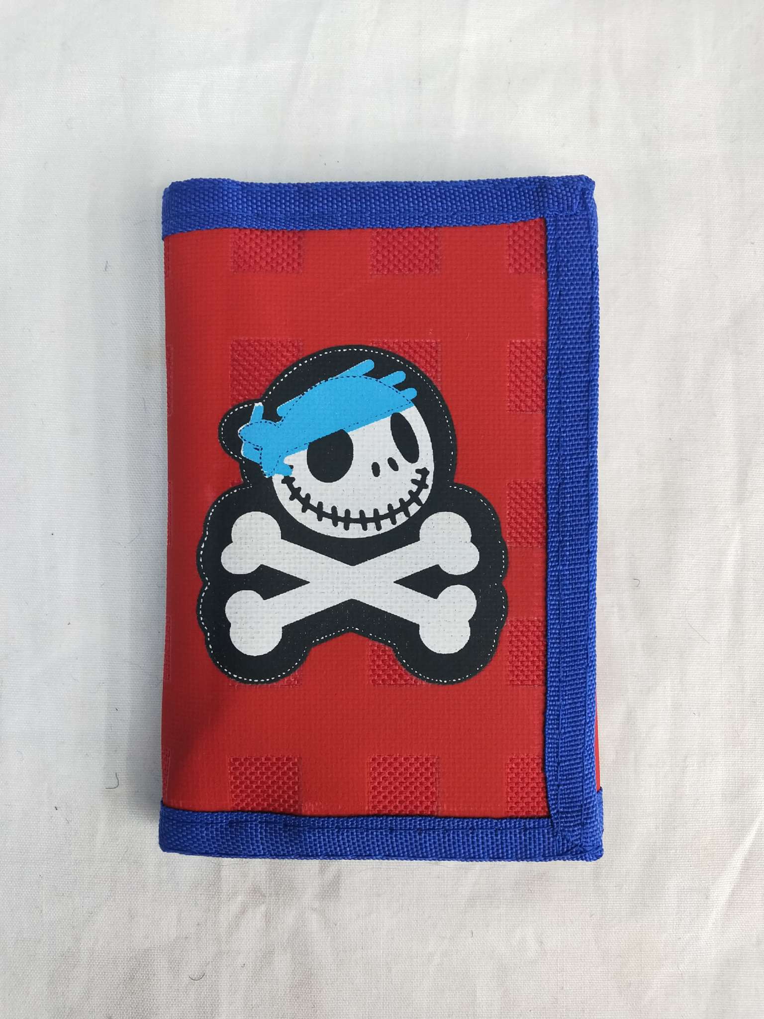 Nylon wallet