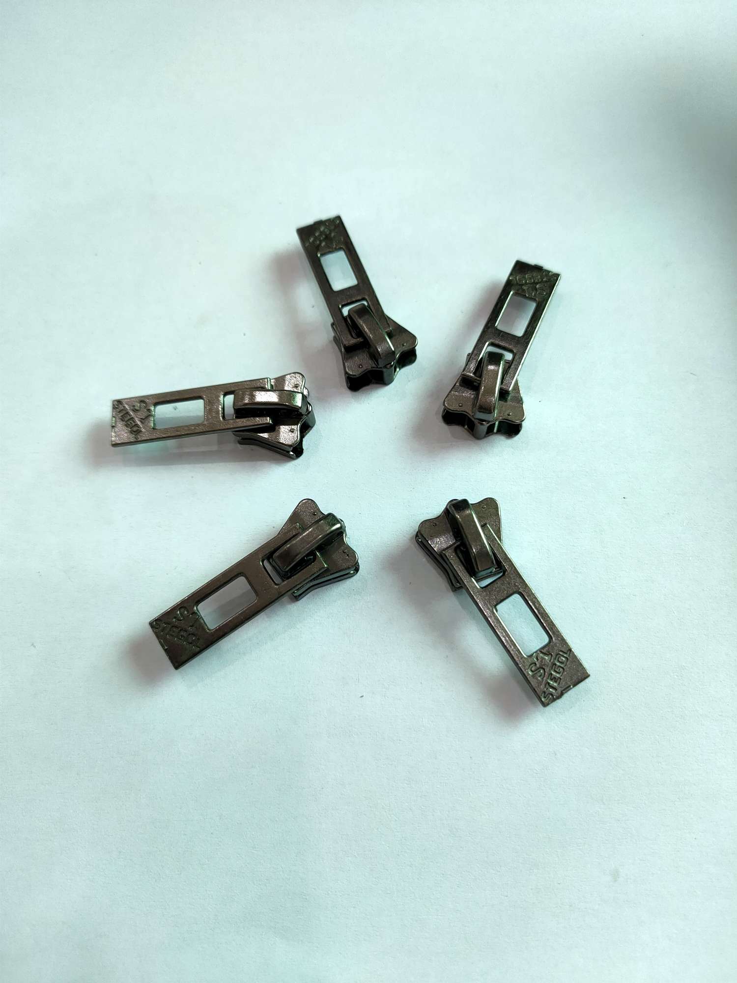 New Small D81 Butterfly Imitation 1983 Square Application Scenario