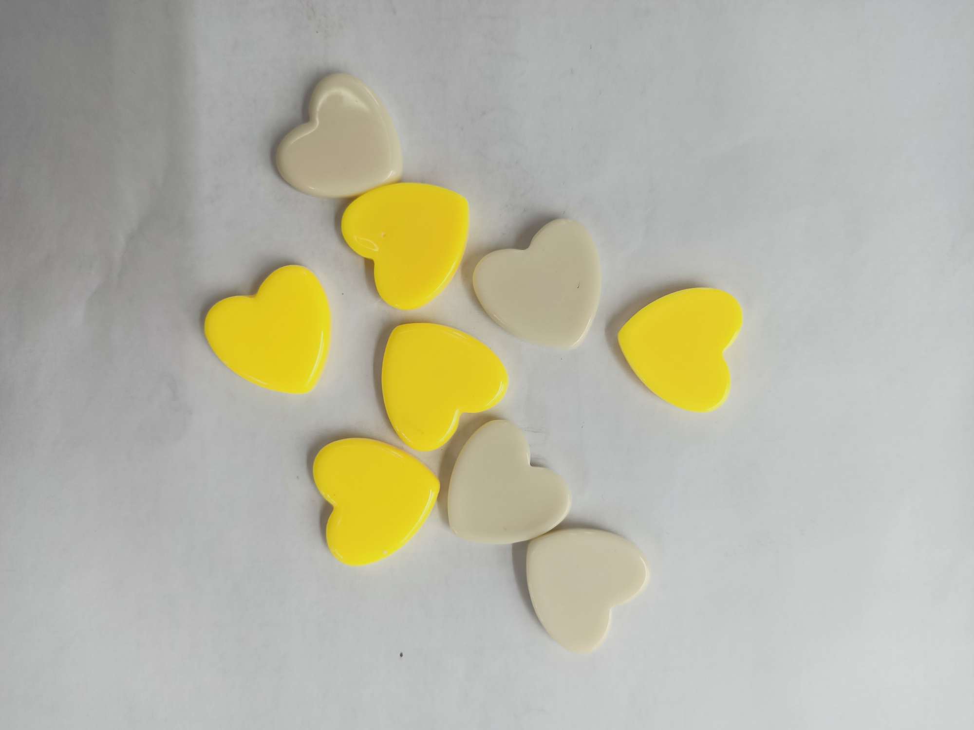Resin heart-shaped fittings thumbnail