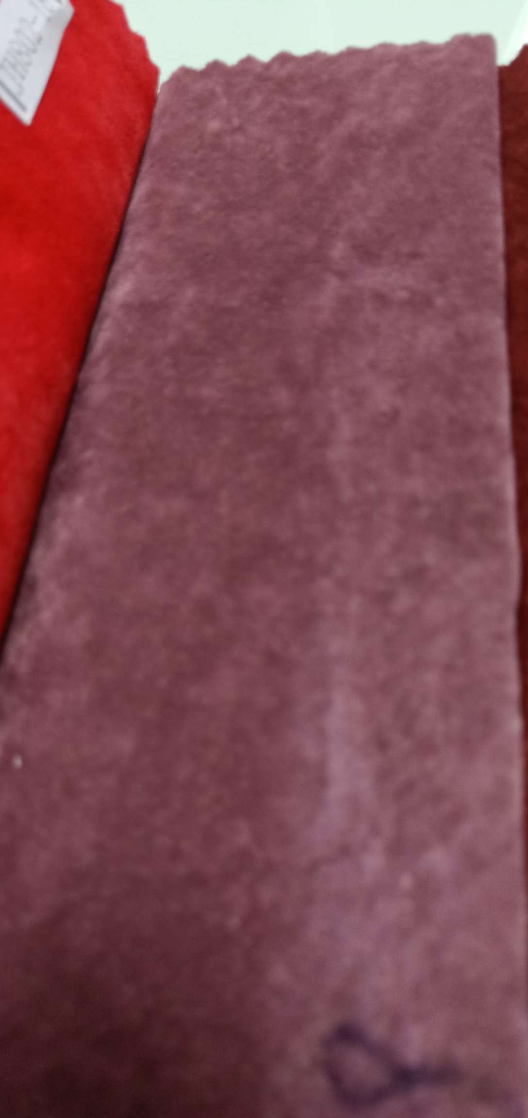 All kinds of medium and high-end flocking, ice flower flocking, Korean flocking, sequins, linen, velvet, diamond flocking, faux leather flocking, corduroy, deerskin flocking, double-sided flocking, Dutch flocking, Shure flocking, suede flocking, plain flocking details Picture