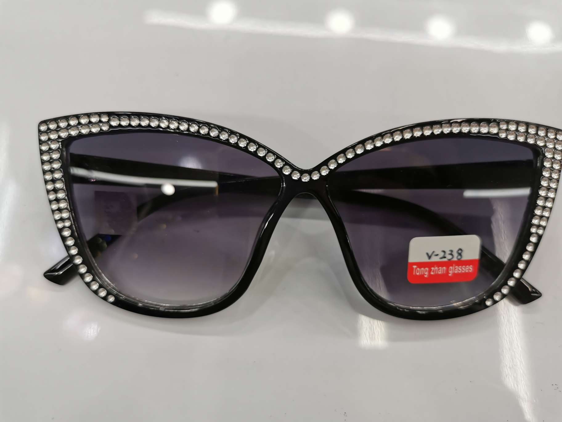 New sunglasses 2020-18 thumbnail
