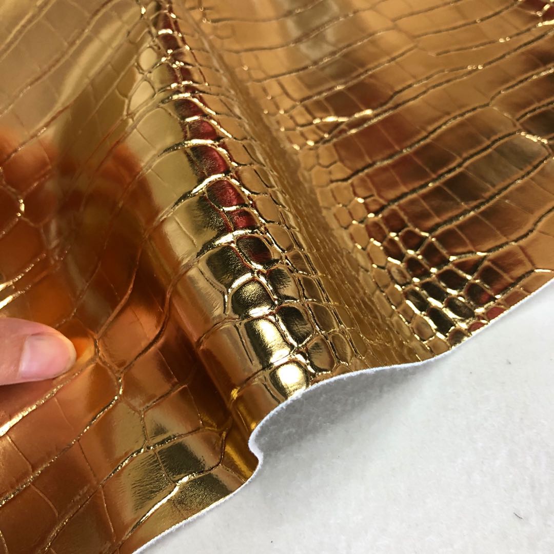 New eco-friendly high-quality pvc bags, handbags and sofa leathers with crocodile patterns in various sizes Specification image