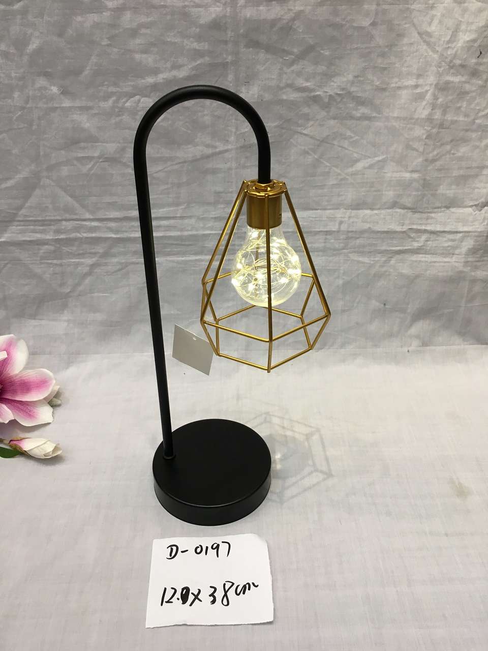 Lamp gold creative iron decorative Nordic iron home decoration decoration bedroom bedside living room teahouse cafe light LED full figure