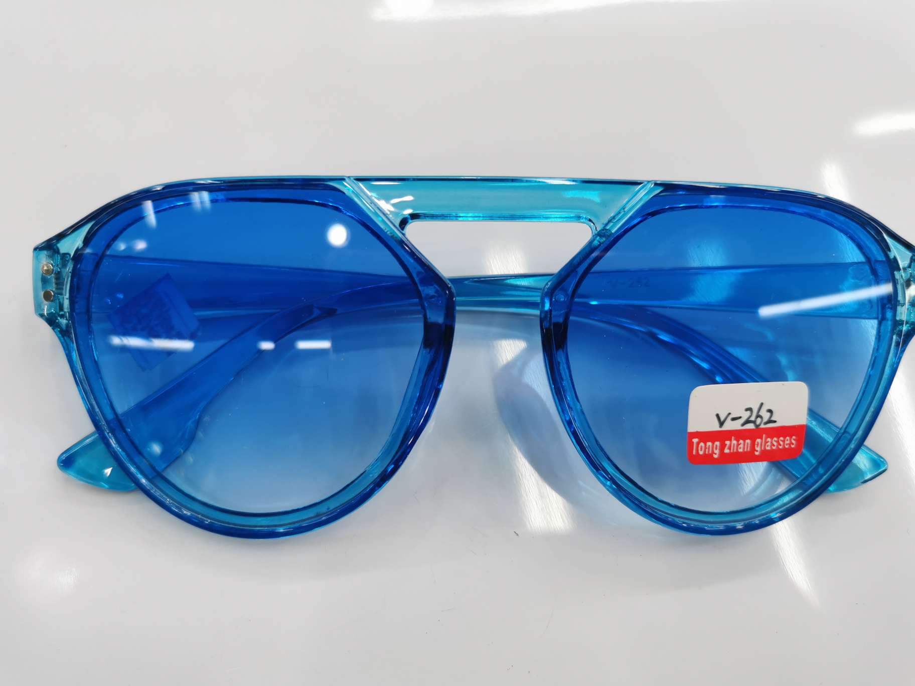 New sunglasses 2020-26 thumbnail