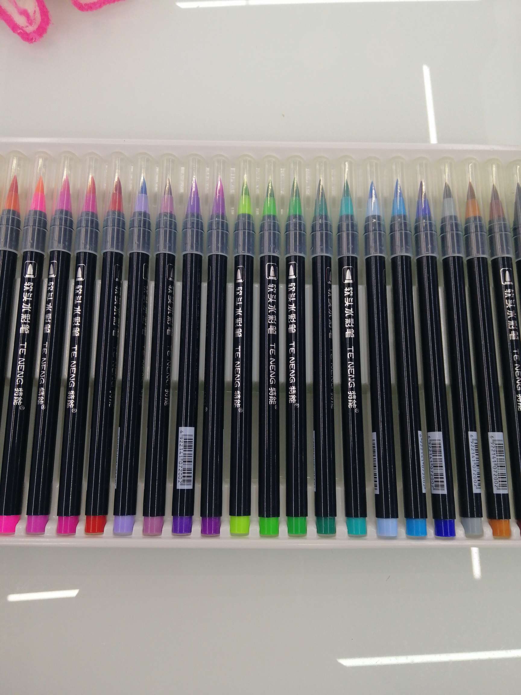Yiwu Hanjia Stationery, Art and Drawing Supplies, 24-color soft-tipped watercolor pens Specification drawing