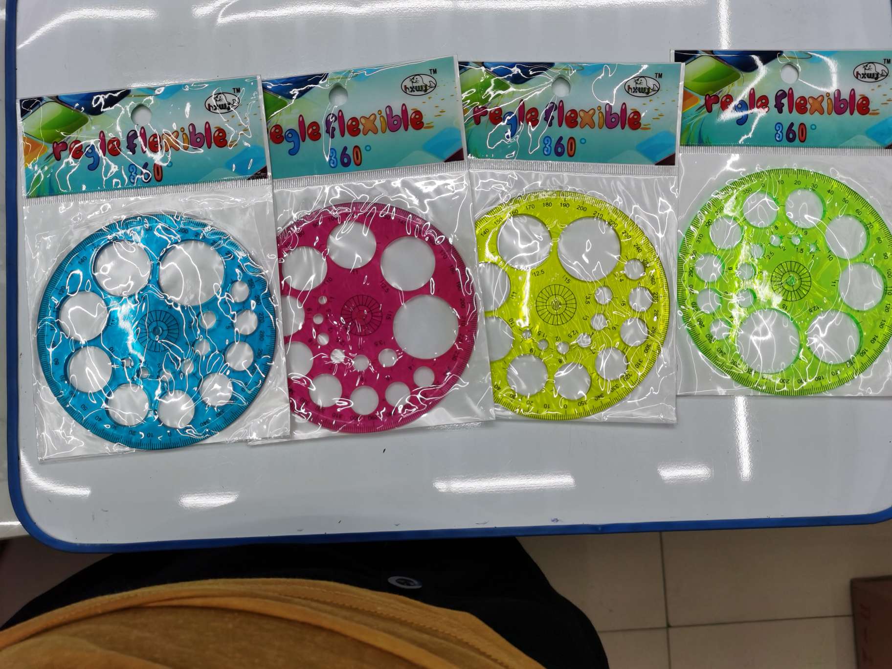 360度带花样圆形尺子学生款