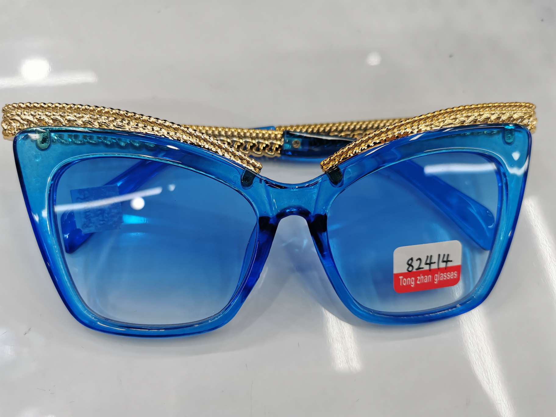New sunglasses 2020-39 thumbnail