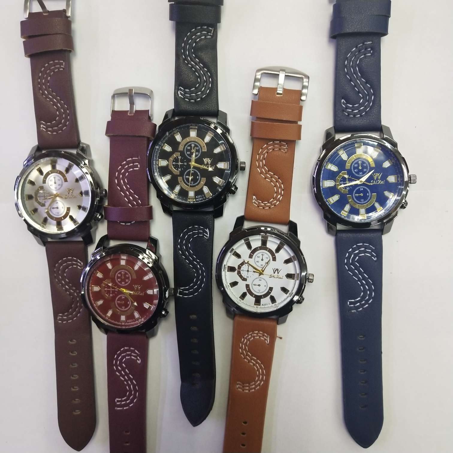 Men's fashion watch