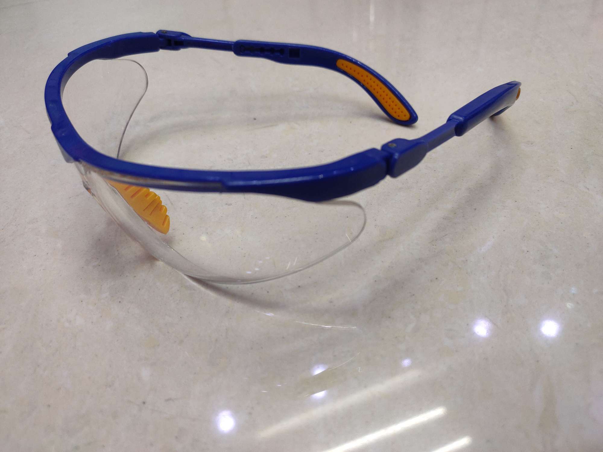 81809护目镜产品图