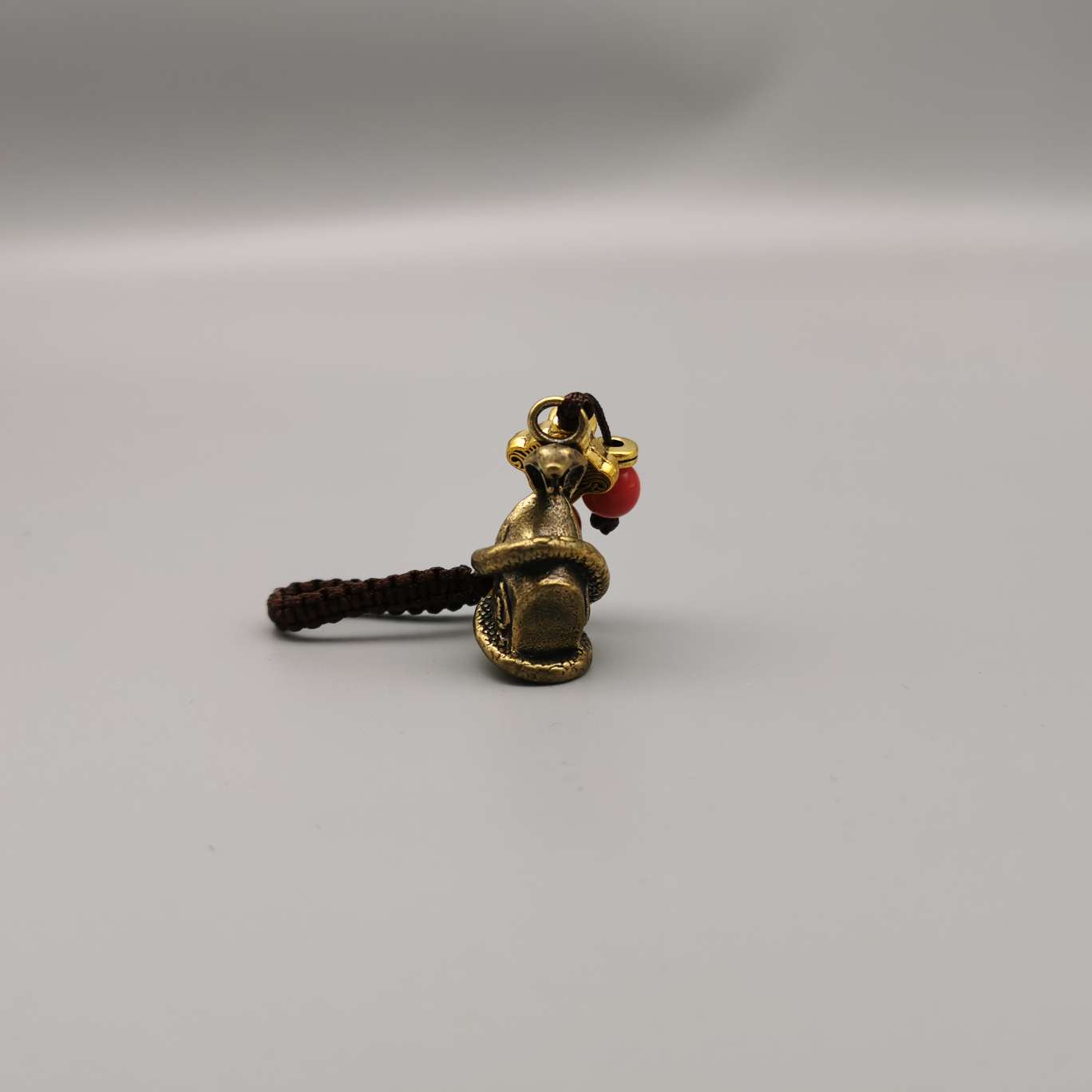 Keychain, cabbage, six-character bell, coiled dragon, small incense burner, small rooster, ingot, snake head, animal pendant undefined