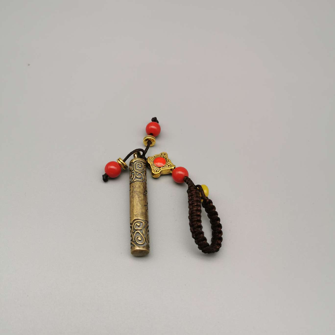 Keychain, cabbage, six-character bell, coiled dragon, small incense burner, small rooster, ingot, snake head, animal pendant undefined