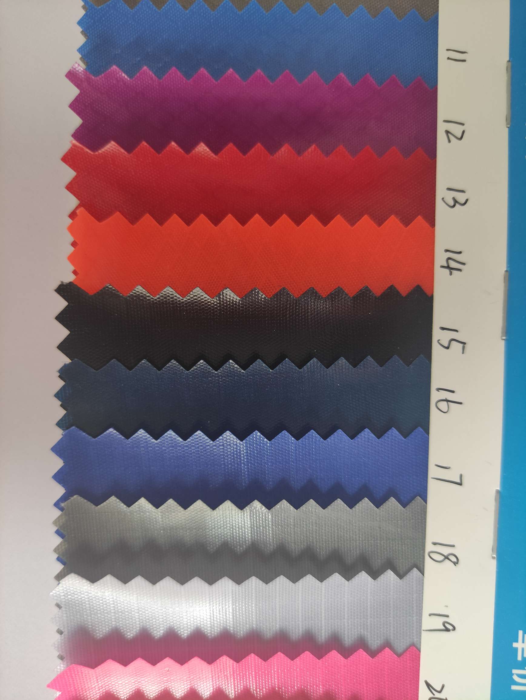 小足球透明底大量现货高中低档皮革面料厂家直销热销新款细节图