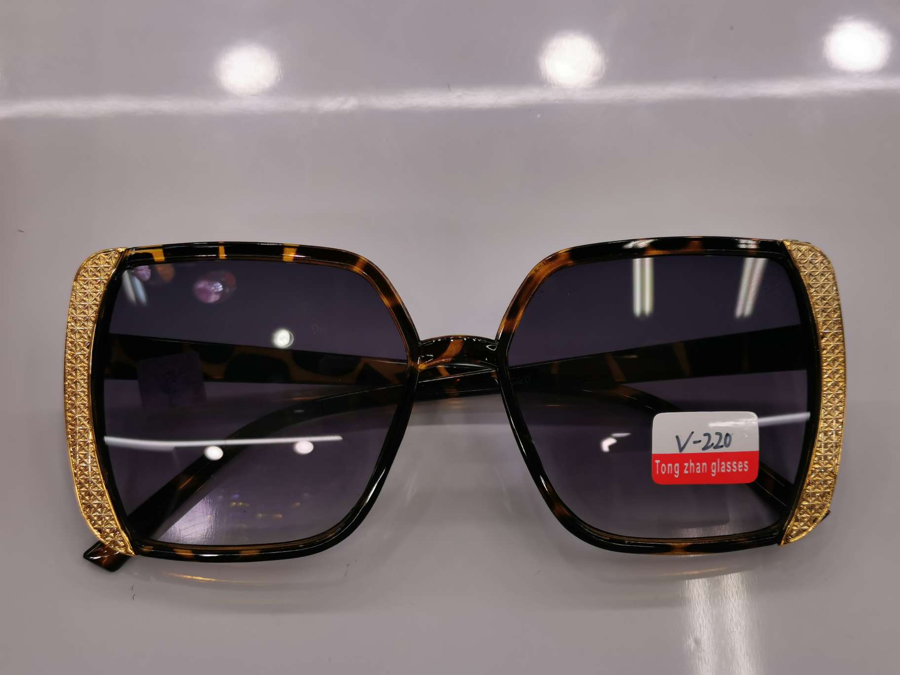 New sunglasses 2020-4 thumbnail