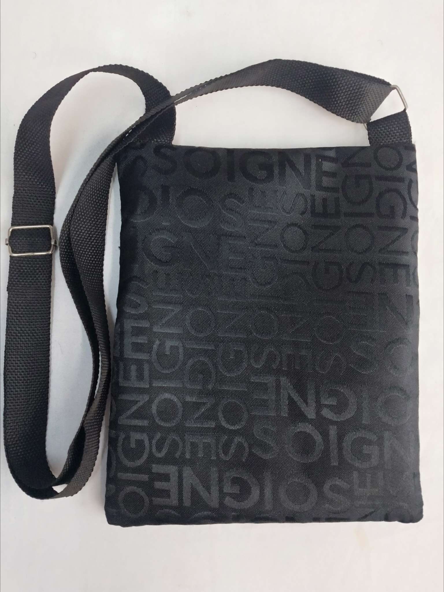 Passport bag Specification image