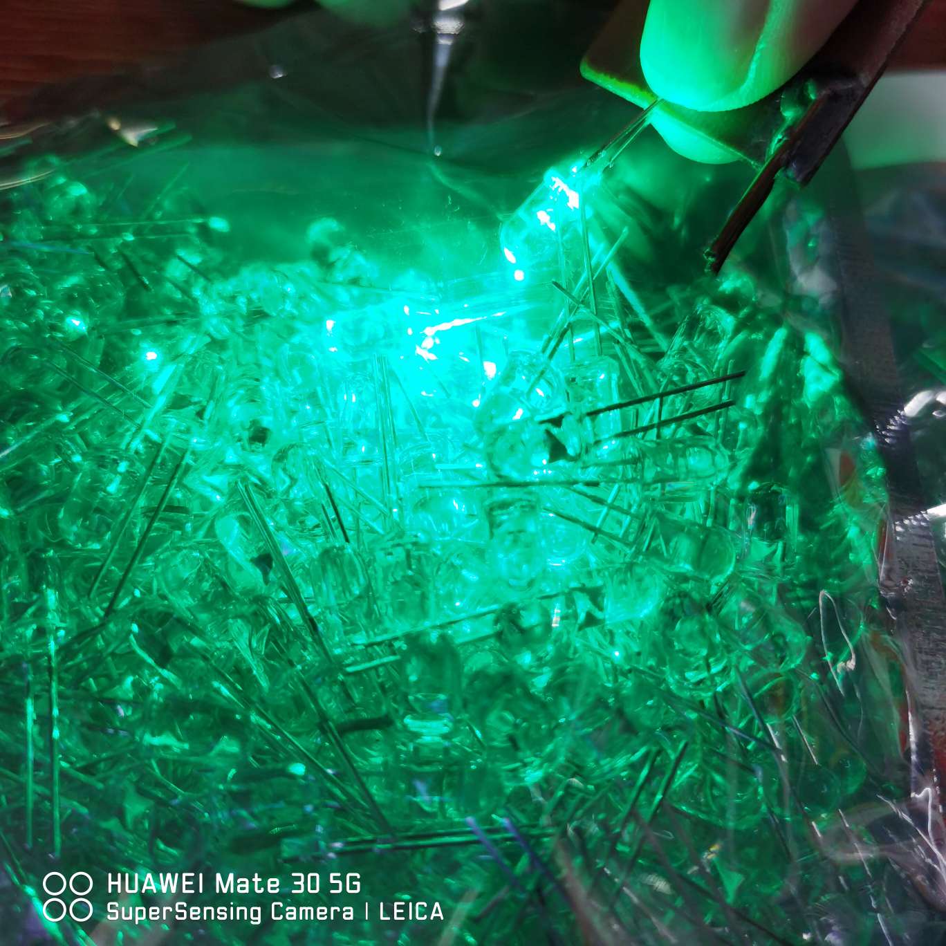 led灯电子配件玩具配件绿色五毫米发光二极管产品图