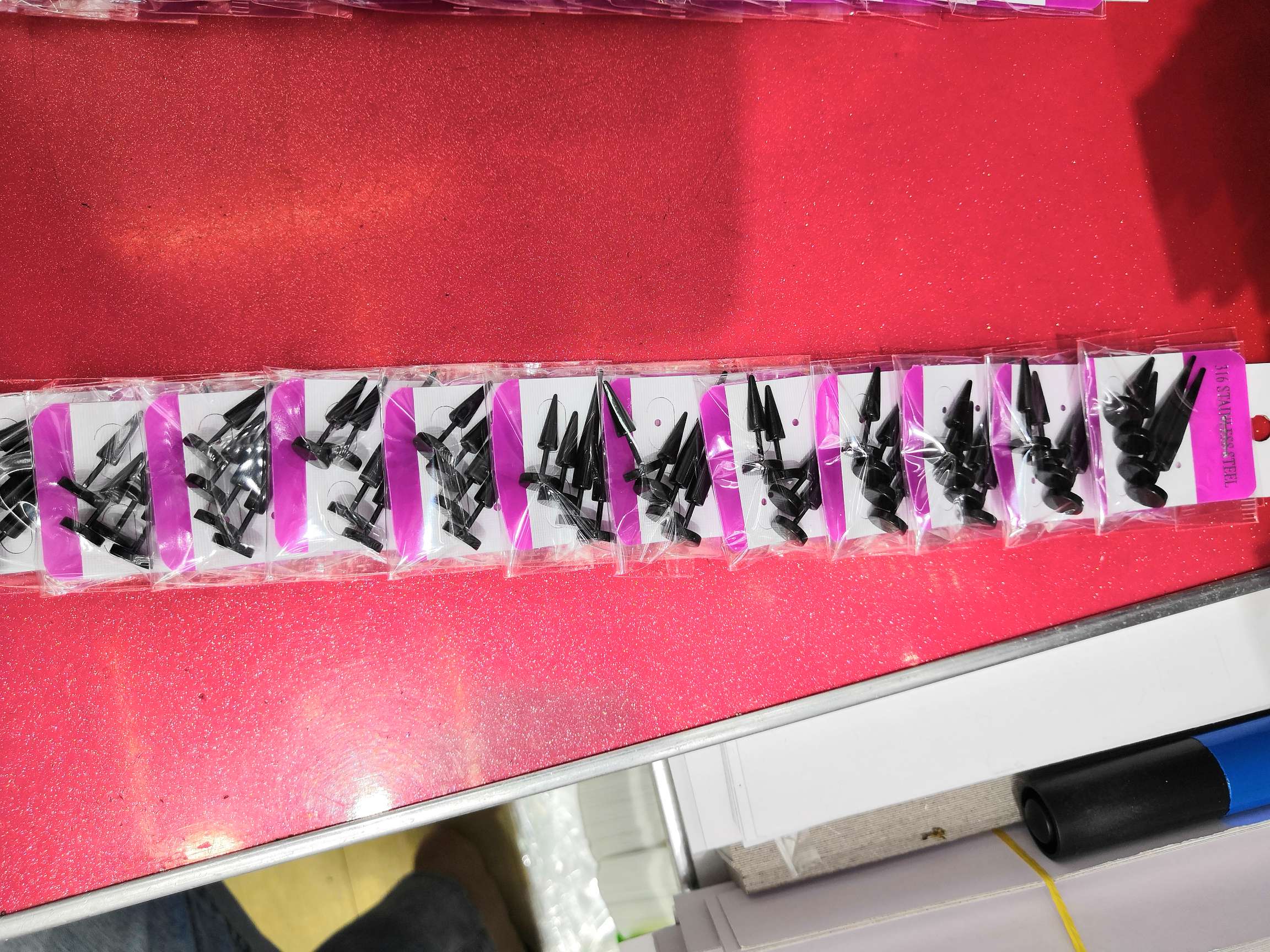 Set of ear studs No. 2