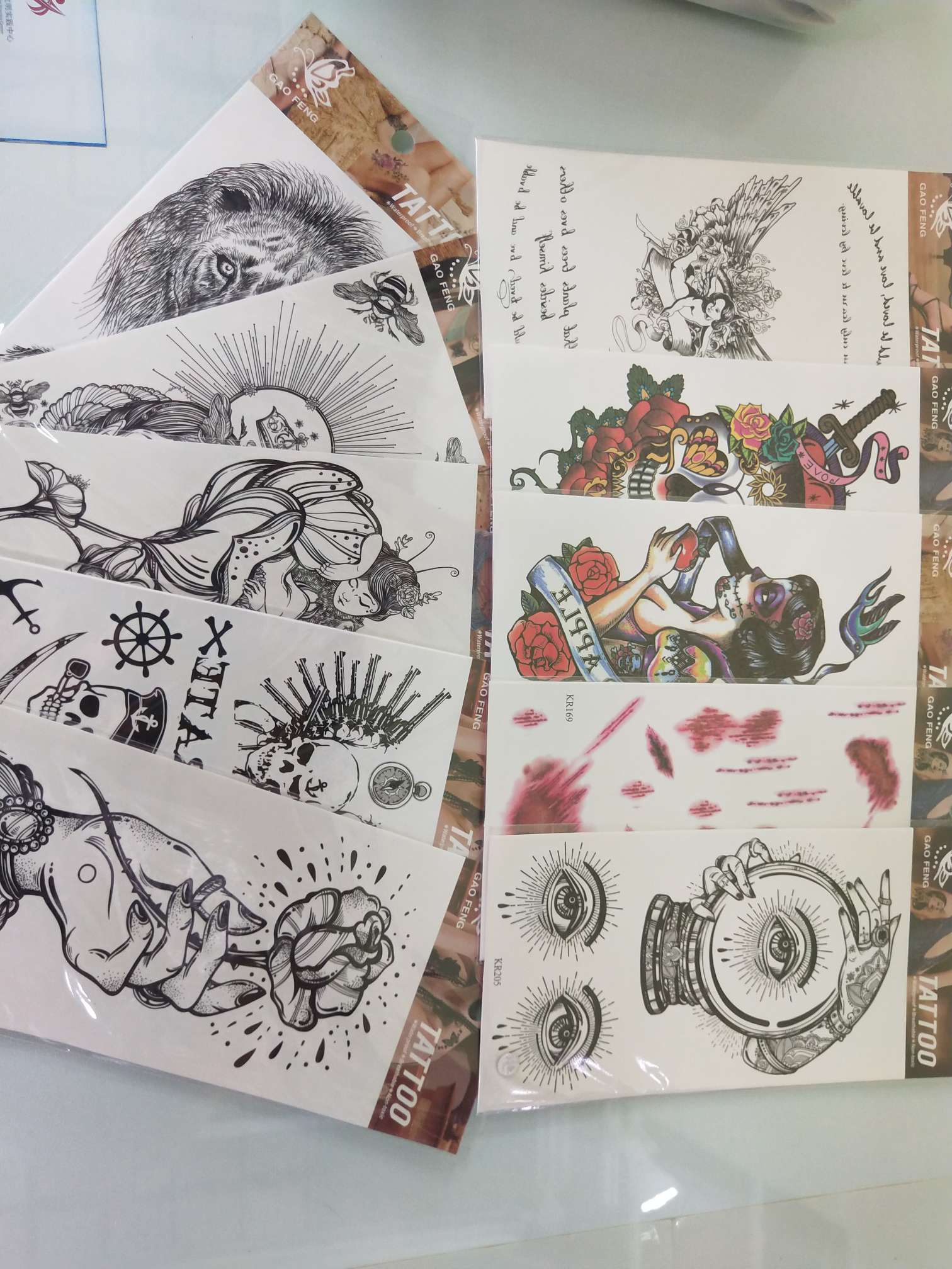 حفلة عيد القدّيسين، الوشم الحقيقي للراشدين، الوشام، والوجوه، والندوب الدموية Item Picture