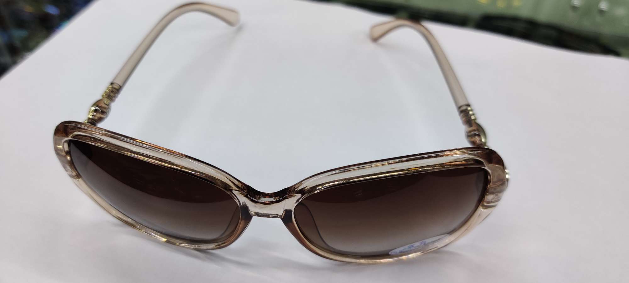 透明钻镜框太阳镜