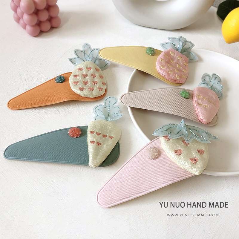 Super large dragonfly hair clip at the back of the head, a cute top clip for makeup and face washing, a cute bangs clip, a sweet side clip for headwear (Note: 13 cm bottom clip)