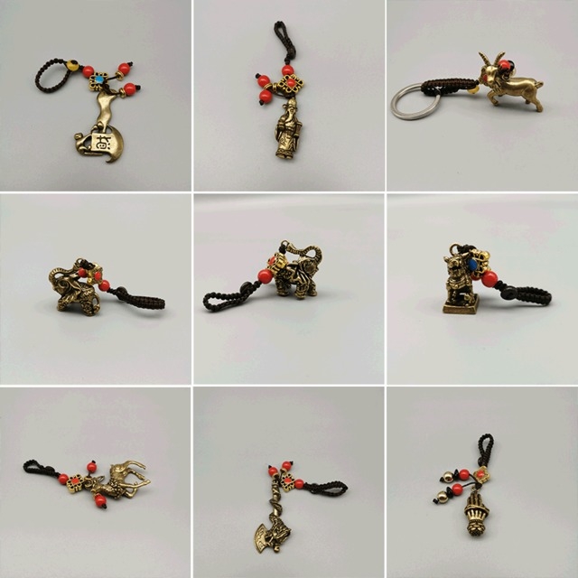 Copper keychain, copper monkey axe, God of Wealth, antelope, elephant, qilin, sika deer, coiled dragon God, Buddha's hand