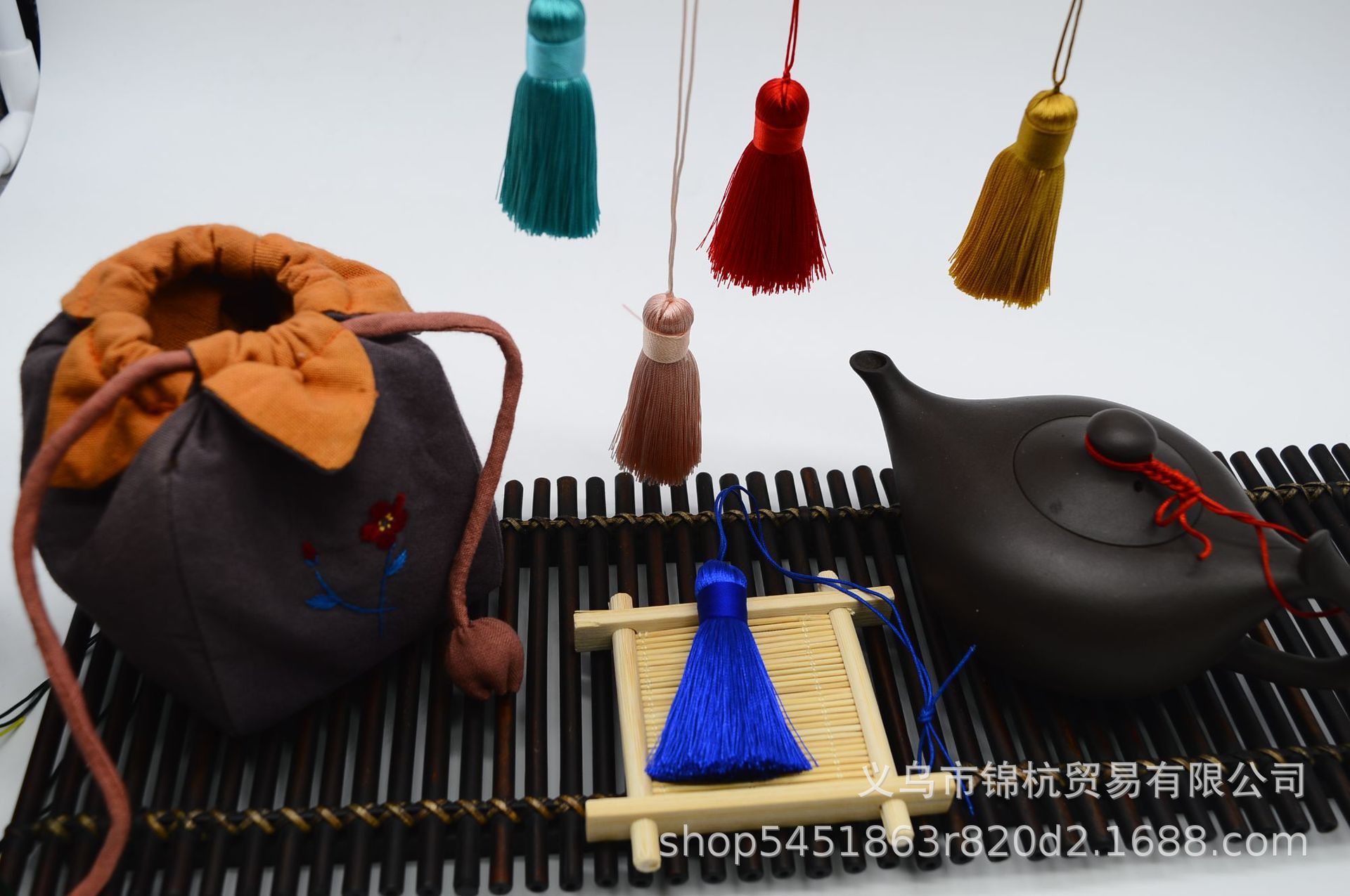 （单色开口）870B5-冰丝流苏白底实物图