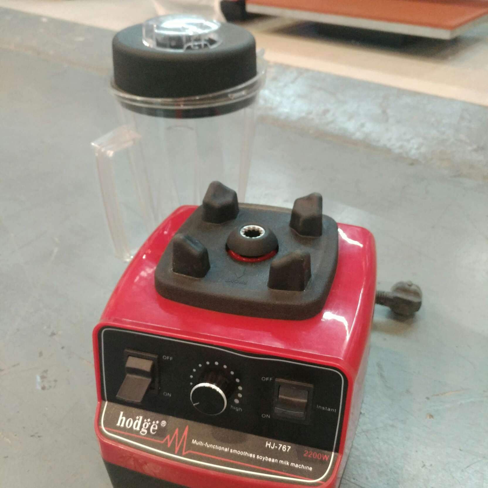 Guangxing Packaging Machinery offers high-quality and low-priced household juicers and operates with integrity Specification image
