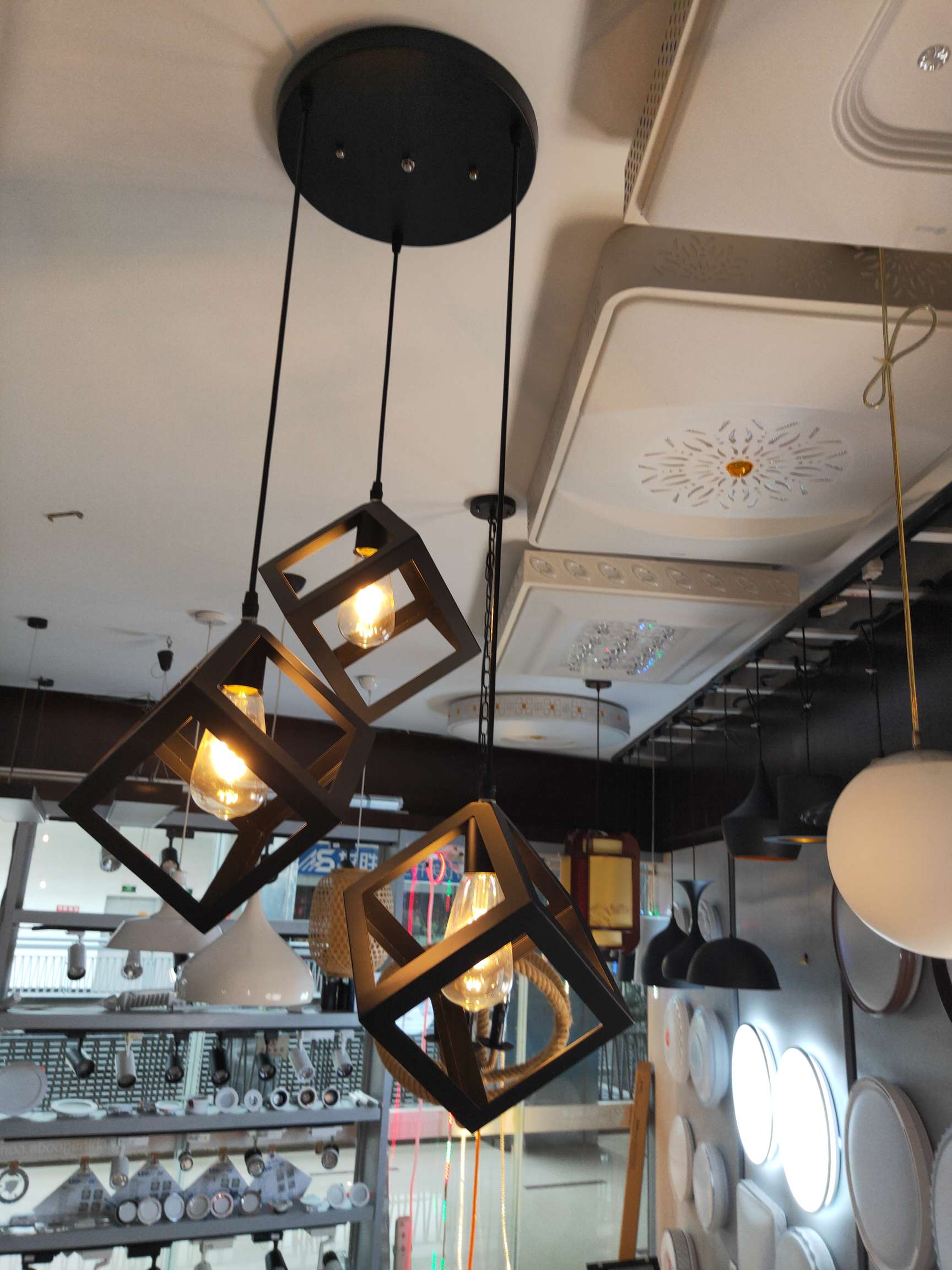 European-style iron chandelier, restaurant lamp, personalized chandelier