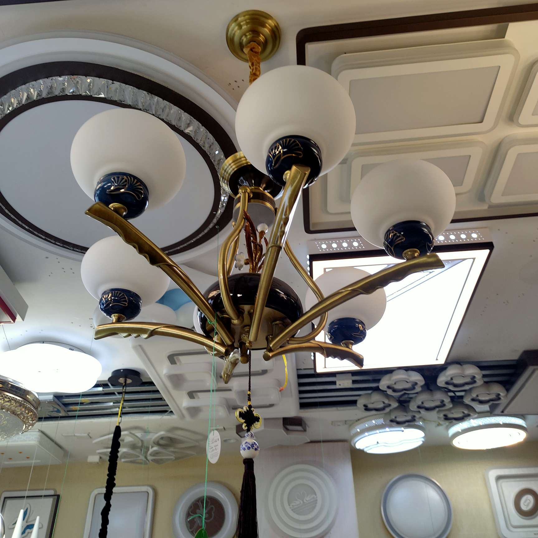 Nordic living room chandelier, simple and modern, dining room lamp, grand and light luxury, three-bedroom and two-living-room lighting package, grand combination, bedroom lamp chandelier Item Picture