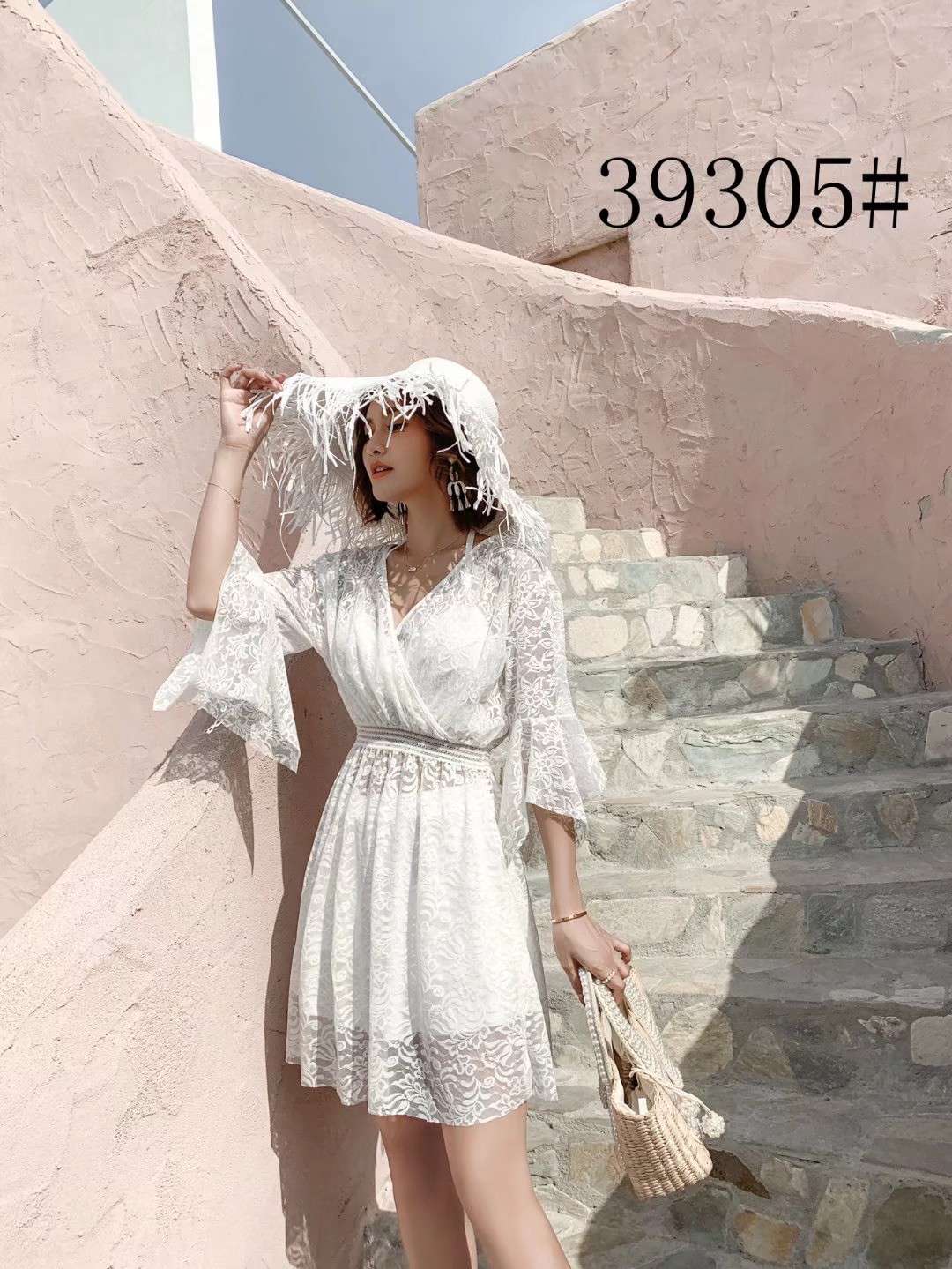 ملابس السباحة 39305. Item Picture