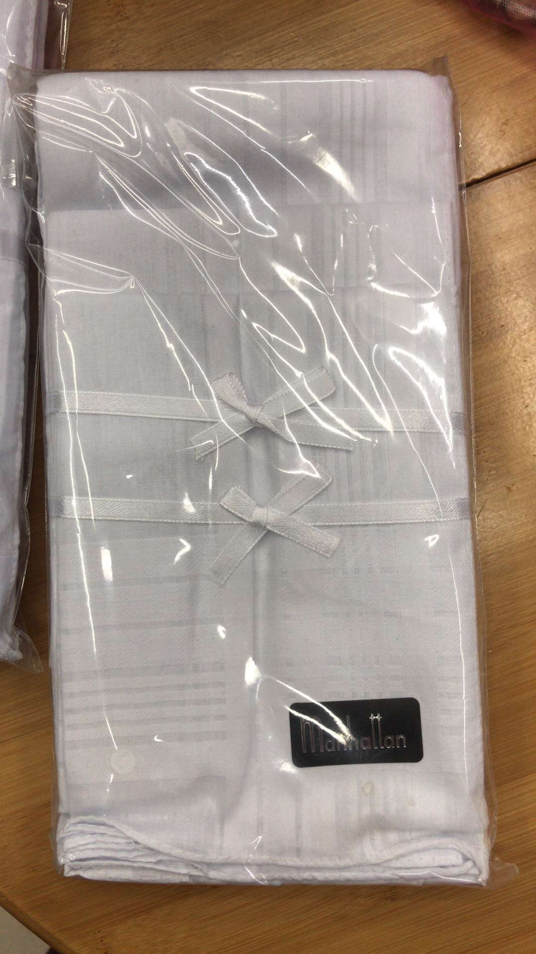 Mansijia white handkerchief 2 thumbnail