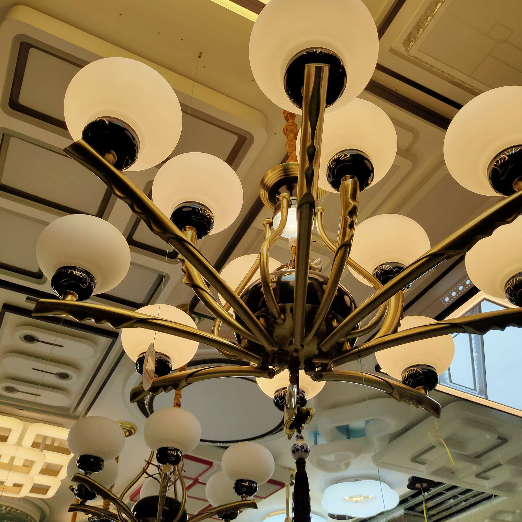 Nordic living room chandelier, simple and modern, dining room lamp, grand and light luxury, three-bedroom and two-living-room lighting package combination, bedroom lamp chandelier Application Scenario