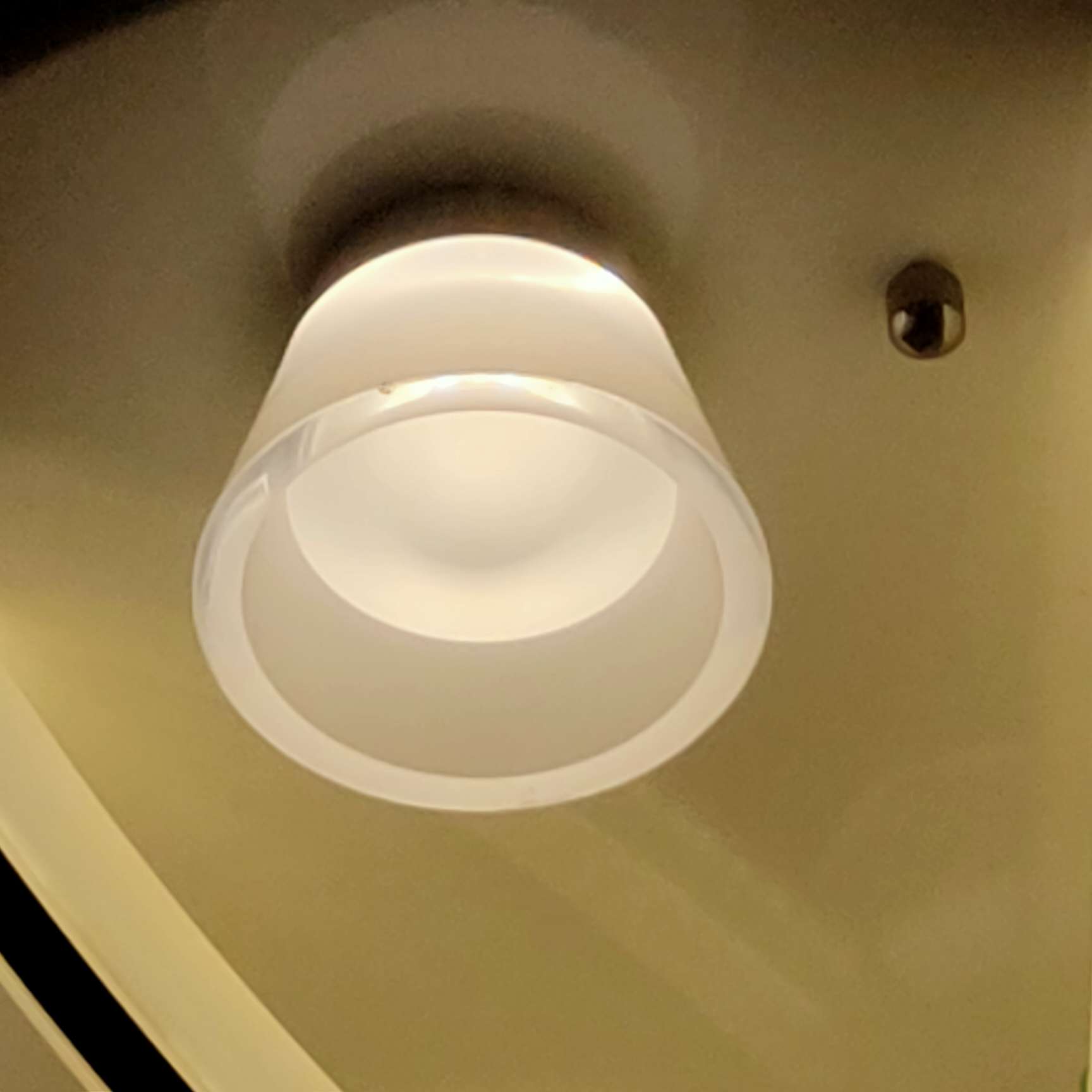 Nórdico sala de estar candelabro simple moderno comedor luz atmosférica lujo lámpara de tres habitaciones de dos habitaciones conjunto conjunto lámpara de dormitorio lámpara de techo Application Scenario