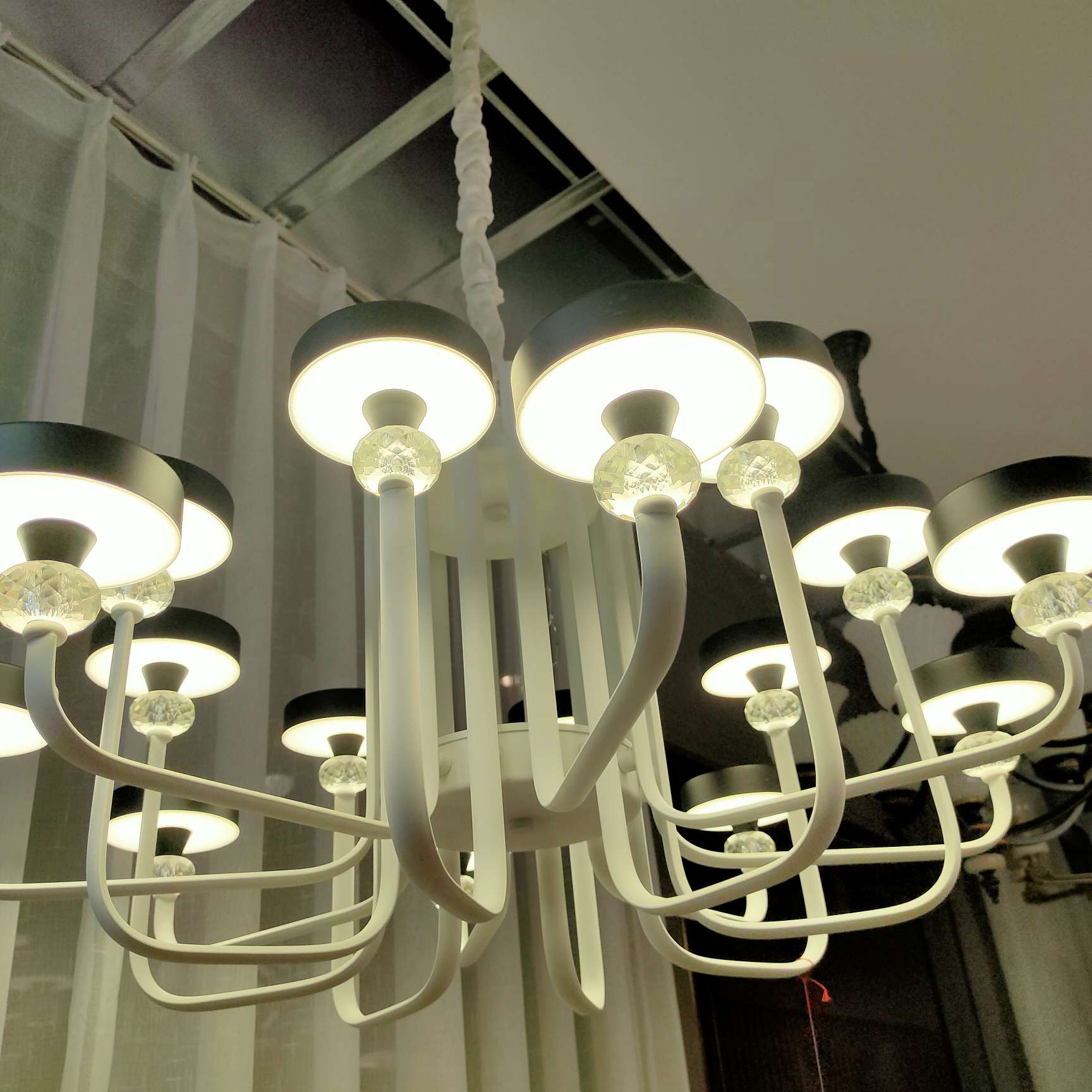 European-style luxurious crystal chandeliers for living rooms, bedrooms, dining rooms, beauty salons, and creative hotels Specification image