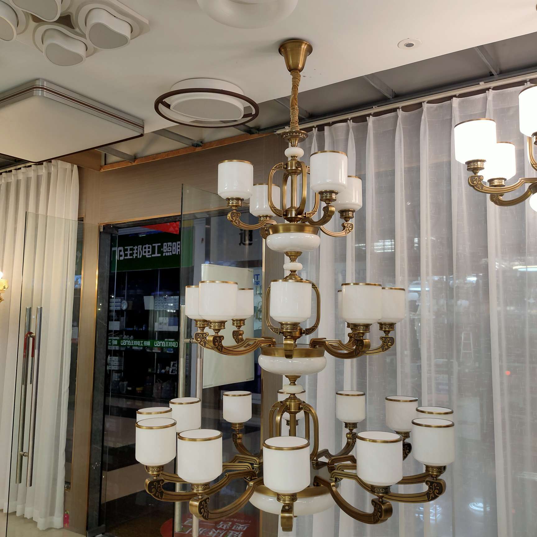 New Chinese-style lighting fixtures for living rooms, dining rooms, villas and hotel lobbies