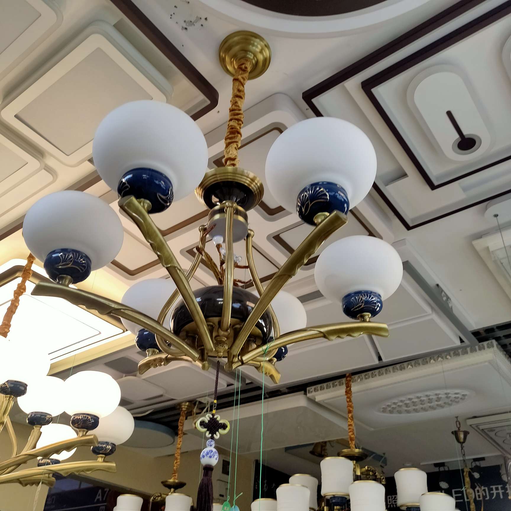 Nordic living room chandelier, simple and modern, dining room lamp, grand and light luxury, three-bedroom and two-living-room lighting package, grand combination, bedroom lamp chandelier details Picture